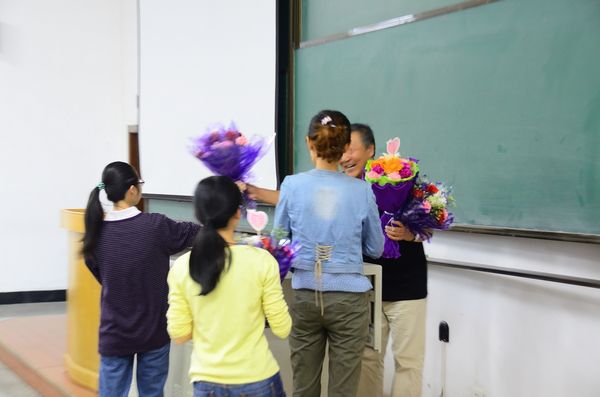 向老师送鲜花